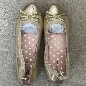 NWOT Gold girls ballet slippers